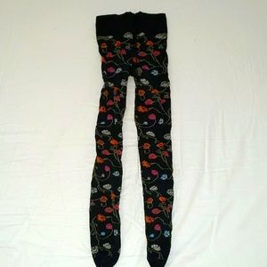 Romantic black w flower patterned tights, size S/M